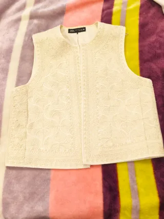 Chaleco Zara Mujer Blanco Bordado