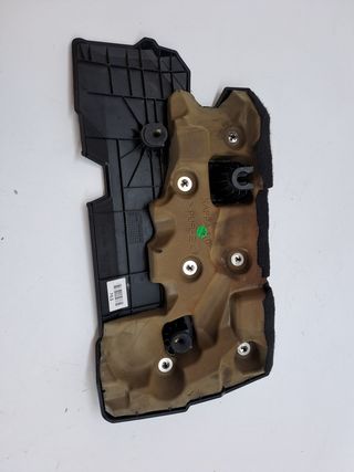 TAPA MOTOR KIA STONIC (2)