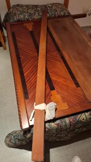 Cabecero y piecero de madera