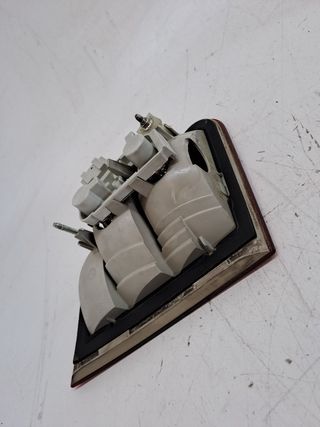 PILOTO TRASERO DERECHO INTERIOR MERCEDES-BENZ CLASE B (W245) (2)