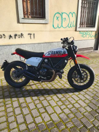 Ducati Scrambler Urban Motard