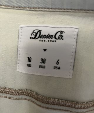 Chaqueta vaquera clara