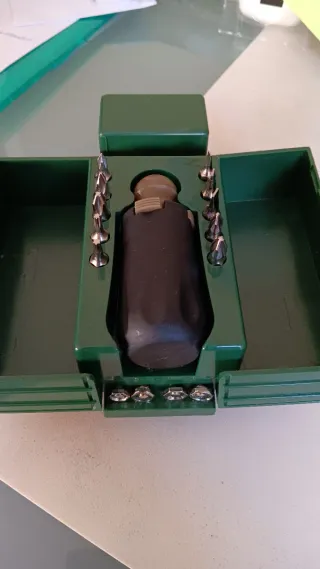 La Caja de Herramientas Camión de Kikkerland