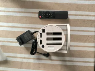 Proyector MAGCUBIC Blanco 720P 290 Lúmenes