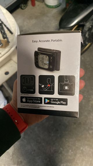 Omron RS7 Intelli IT Tensiómetro Muñeca