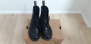 Botas Dr. Martens Negras talla 38.