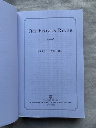 Libro en inglés: The frozen river.
