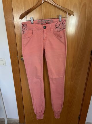 Pantalón Desigual Rosa Estampado