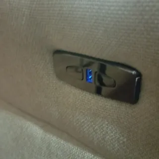 Sillón reclinable eléctrico beige