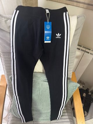 Mallas Adidas Negras con Rayas Blancas