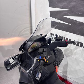 SUZUKI BURGMAN 650 Executive