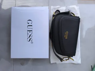 Bolso Guess Negro Piel