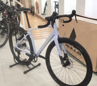 Nuova bici gravel Bulls Grinder 3