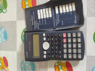 Calculadora Casio fx-82MS