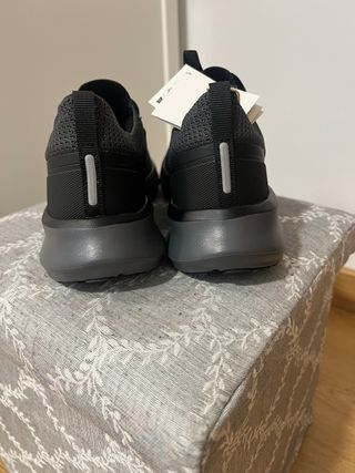 Zapatillas Oysho Negras Multideporte