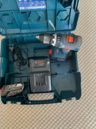 Taladro Percutor Bosch GSB 18V-55