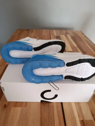 Nike Air Max 270 Blancas y Azules