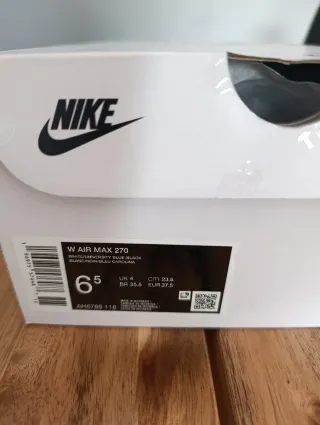 Nike Air Max 270 Blancas y Azules