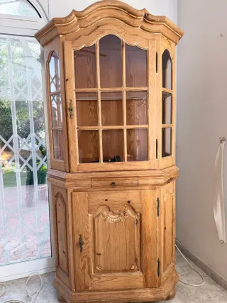 Vitrina Esquinera Madera y Cristal