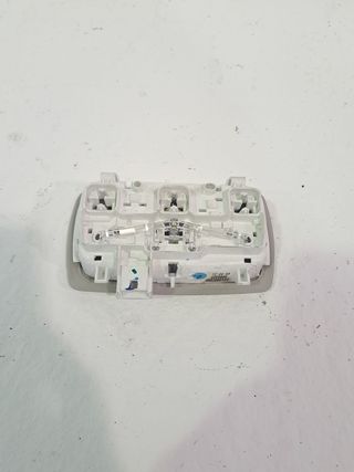 LUZ INTERIOR RENAULT CAPTUR II (6)