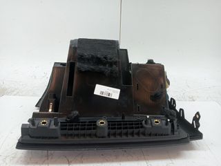 GUANTERA AUDI A3 (8V) (2)