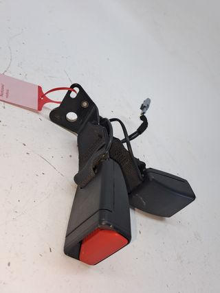 ENGANCHE CINTURON RENAULT ZOE (2)