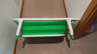 Bañera Bebé Plegable Verde y Blanca