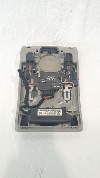 LUZ INTERIOR DELANTERA AUDI A4 B7 (8EC)