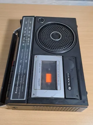 Radio Cassette Sanyo 2 Bandas