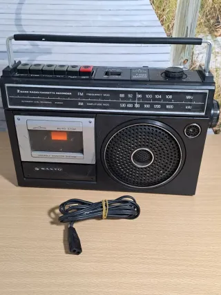 Radio Cassette Sanyo 2 Bandas