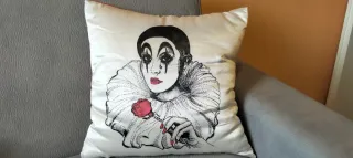 Cuscino Pierrot con Rosa Rossa #pierrot