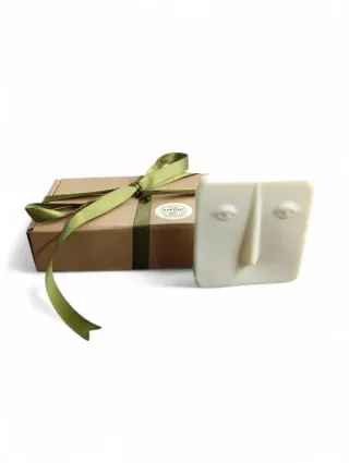 Sapone all'olio d'oliva tradizionale fatto a mano