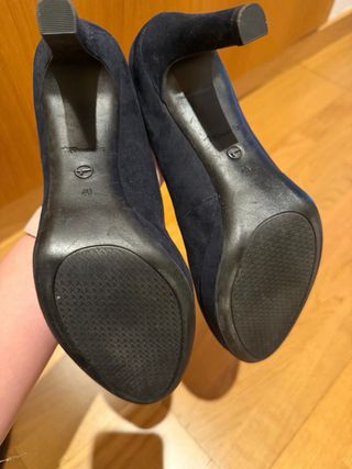 Zapatos de tacón Tamaris azul talla 40