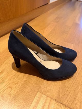 Zapatos de tacón Tamaris azul talla 40