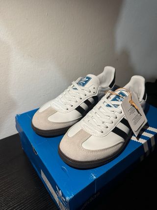 Adidas Samba Blancas y Negras