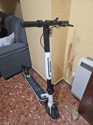 Patinete Eléctrico Reebok Blanco