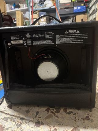 Amplificador Guitarra Harley Benton HB-20R