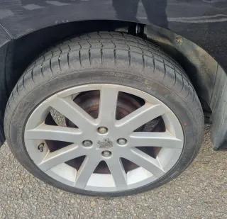 PEUGEOT 207 1.4 HDI 70CV