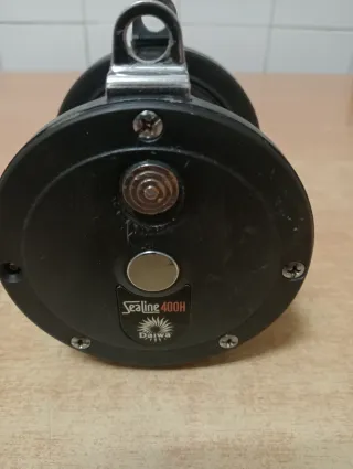 Carrete Daiwa Sealine 400H