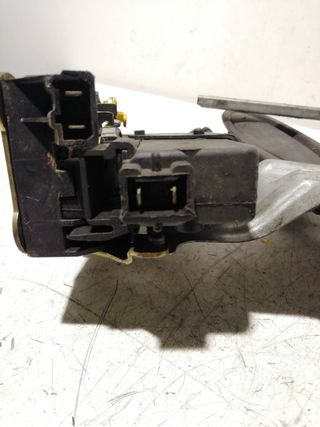 CERRADURA PUERTA DELANTERA DERECHA RENAULT LAGUNA (B56)
