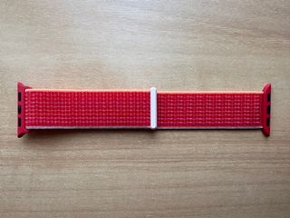 Apple Watch 41mm. Product Red Sport Loop