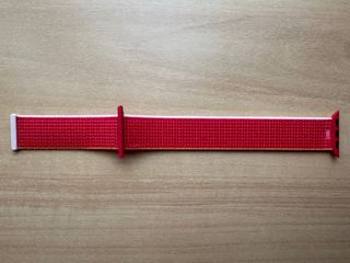Apple Watch 41mm. Product Red Sport Loop