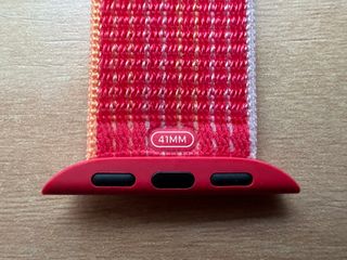 Apple Watch 41mm. Product Red Sport Loop