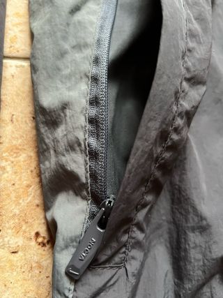 Chaqueta Nike x Nocta Negra y Gris