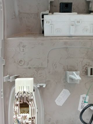 LUZ INTERIOR RENAULT MEGANE IV BERLINA 5P (2)