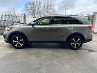 KIA Sorento SORENTO LX 2.4L I4 F DOHC 16V 2016