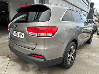 KIA Sorento SORENTO LX 2.4L I4 F DOHC 16V 2016