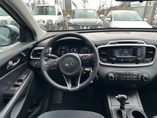 KIA Sorento SORENTO LX 2.4L I4 F DOHC 16V 2016