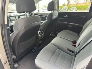 KIA Sorento SORENTO LX 2.4L I4 F DOHC 16V 2016