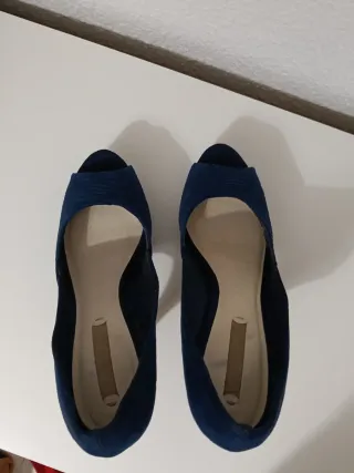 Zapatos de tacón azul